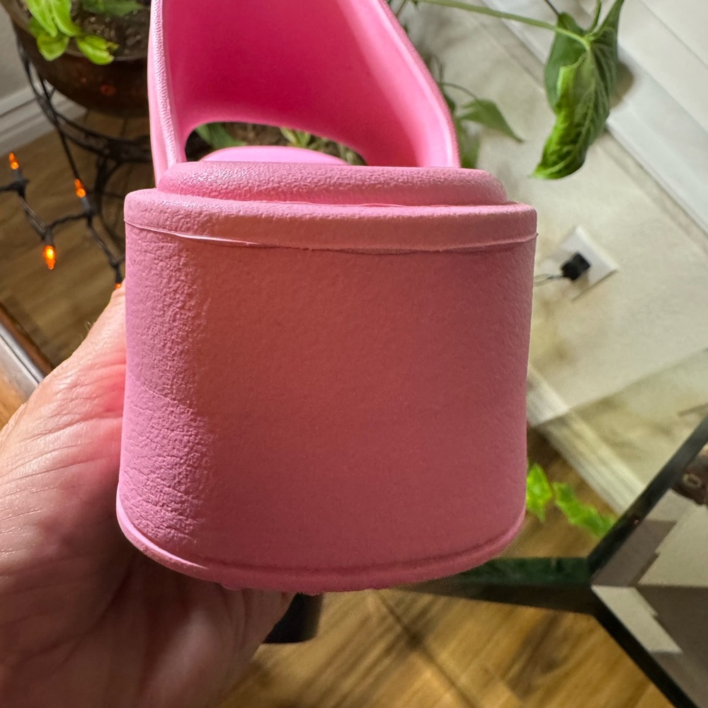 Steve Madden Bright Pink Platform Mules - Picture 10 of 11